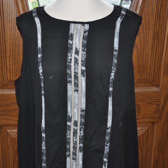 Kenar Woman Silky Black & White Sleeveless Summer Top - Picture 2 of 8